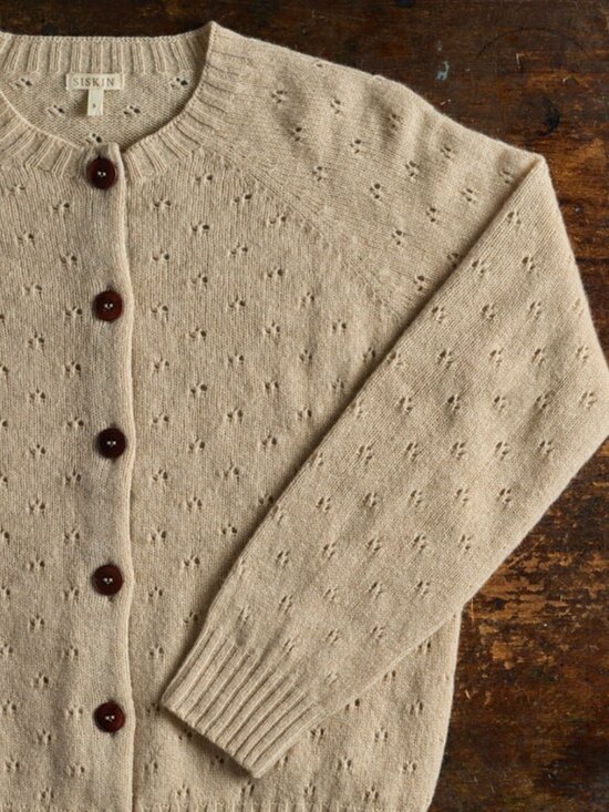 Siskin Sweaters - SISKIN Cloud Women’s Cardigan - Superfine Lambswool - Oat - Medium